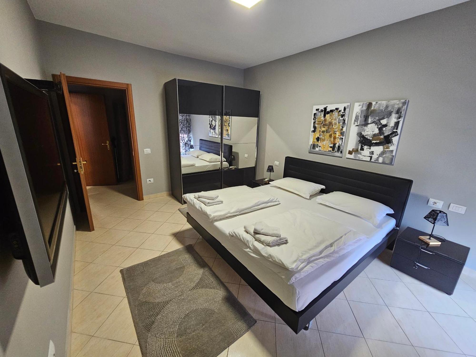 Tirana Center Apartment 12 المظهر الخارجي الصورة